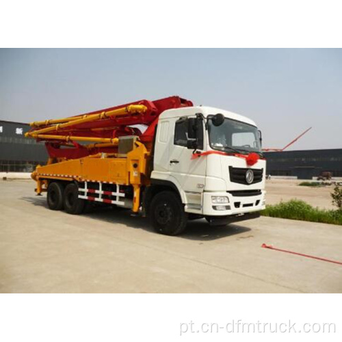 Caminhão com bomba de concreto Dongfeng DF42M